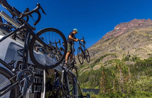¿Por Qué Cinca Riders es el socio Ideal para tus Viajes en Bici?